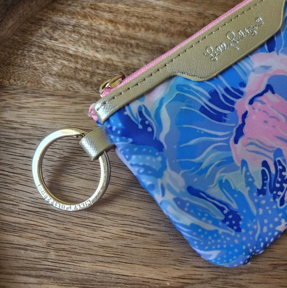Lilly Pulitzer Tropical Floral Keychain ID Wallet Purse NWOT - Picture 3 of 6